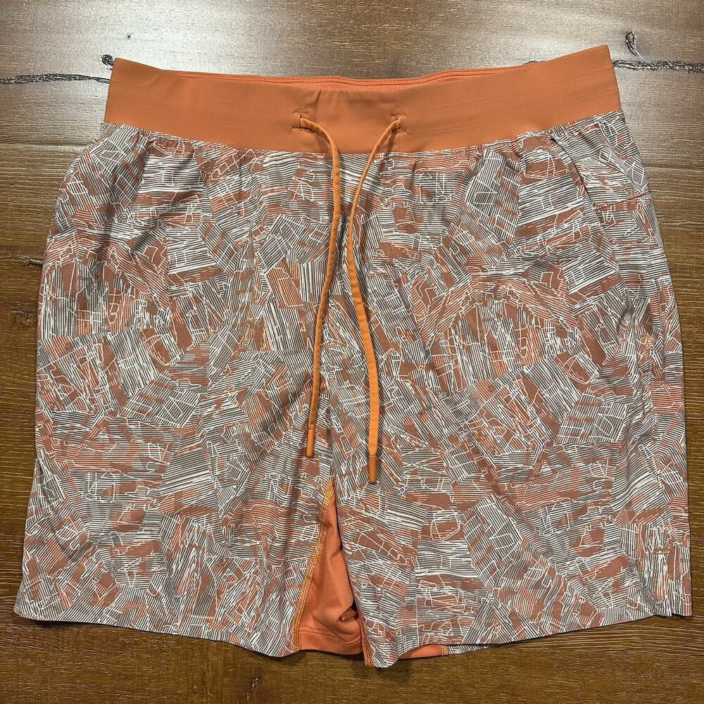 Lululemon T.H.E. Linerless Short Mens L 7" Oragne Running Gym Activewear M7AKRS